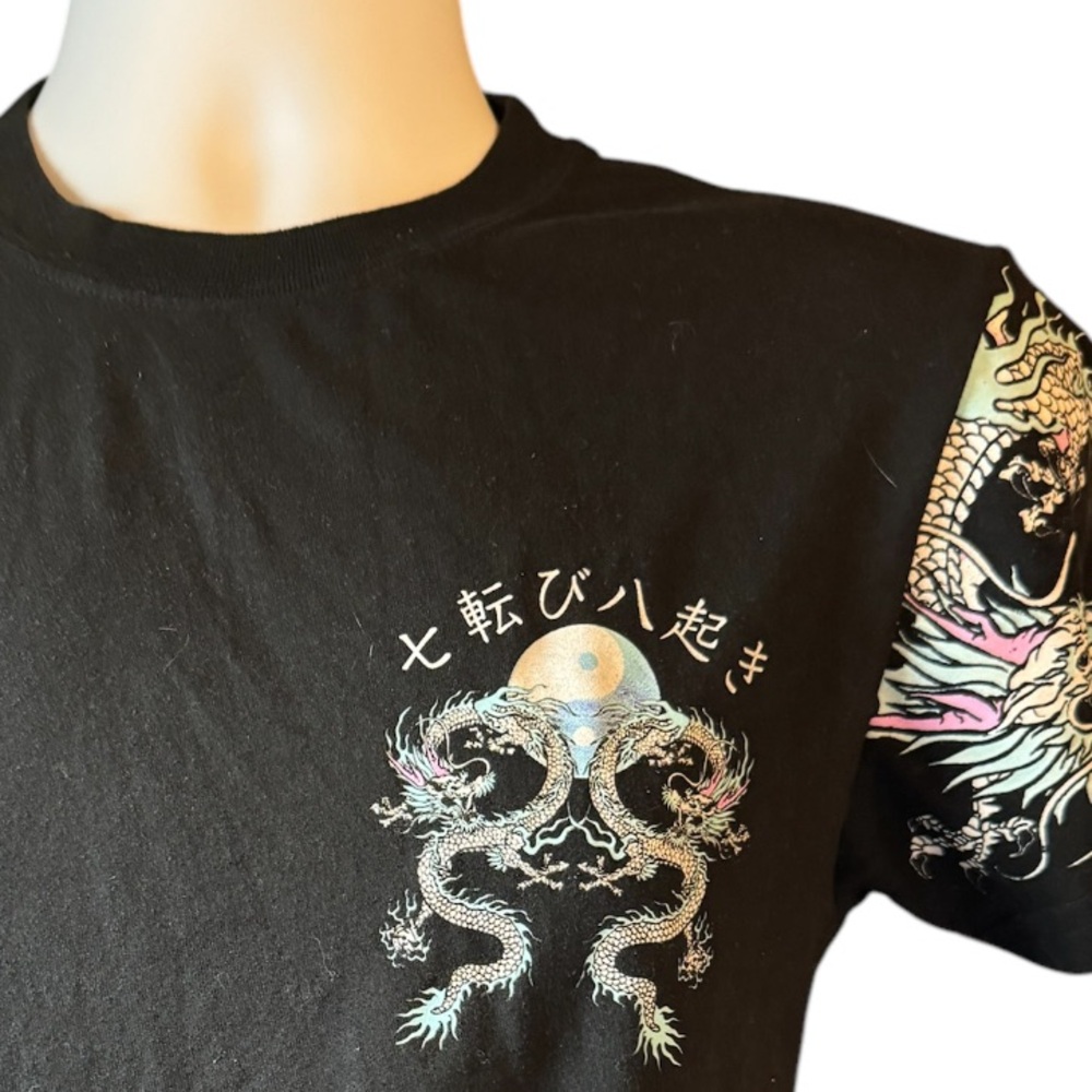 Weekend Warriors tee size small